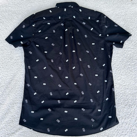 Good Threads shirt button down rolling dice print men’s medium black & white - Picture 6 of 9